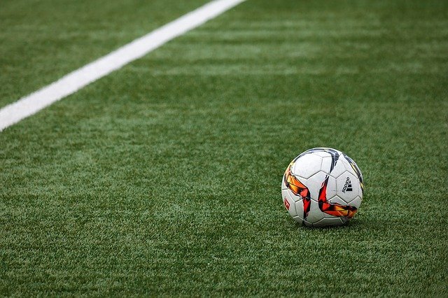 football tips and tricks for amatuers and pros
