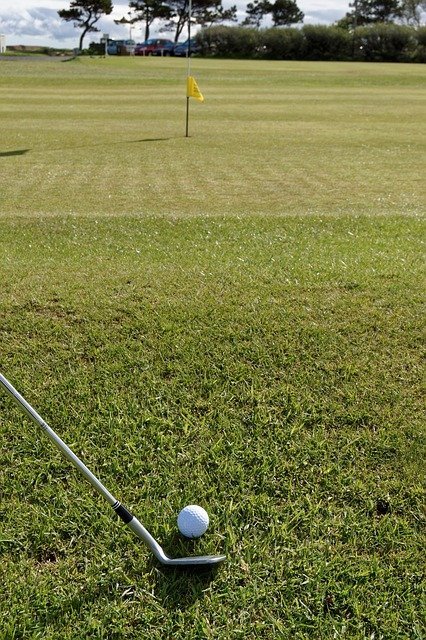 golf tips and tricks that the pros normally use