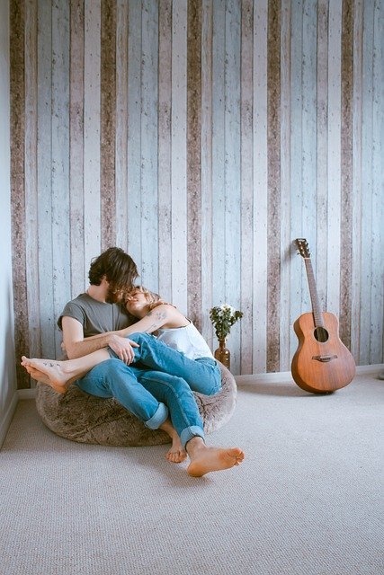 Strum Away With These Simple Guitar Tips 1 strum away with these simple guitar tips