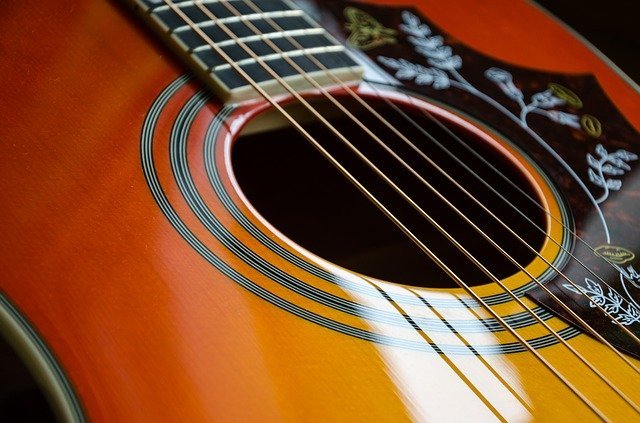 tips and advice on how to successfully learn guitar