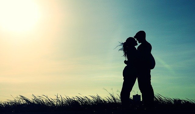 wedding tips and tricks for future brides and grooms