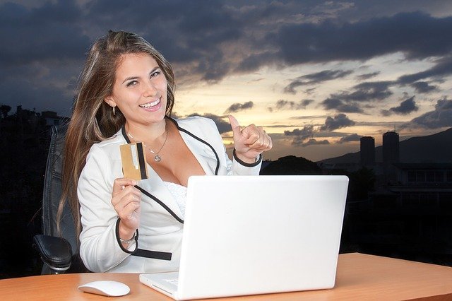 how to find great deals when shopping online