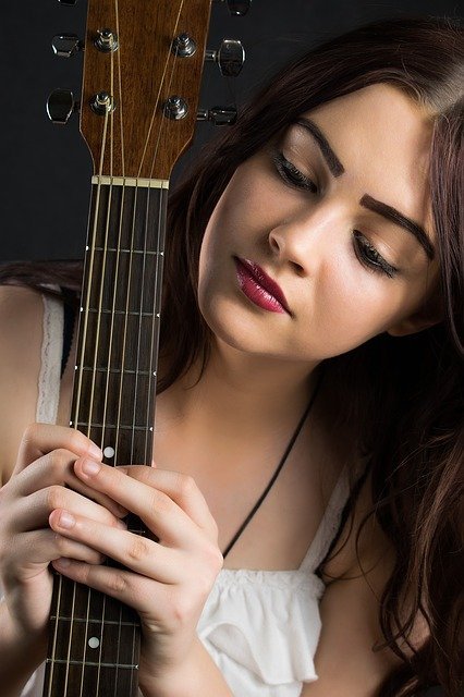 always wanted to learn guitar use these tips today