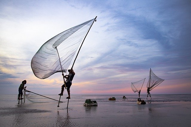 Choosing The Right Equipment For Your Next Fishing Trip 1