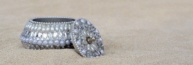 All The Jewelry Advice You Will Ever Need 1 all the jewelry advice you will ever need