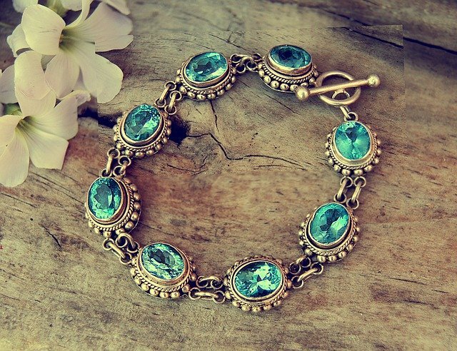 these jewelry tips and tricks are the best around
